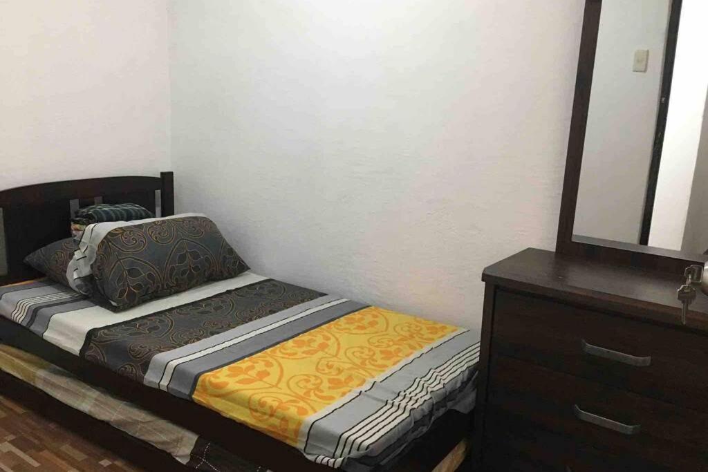 Buder Townhouse Lias Marilao Bulacan Philippines Exterior photo
