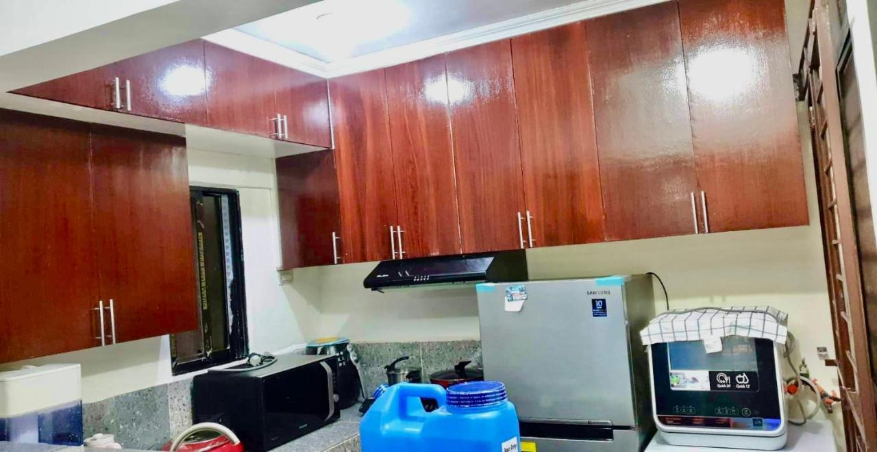 Buder Townhouse Lias Marilao Bulacan Philippines Exterior photo