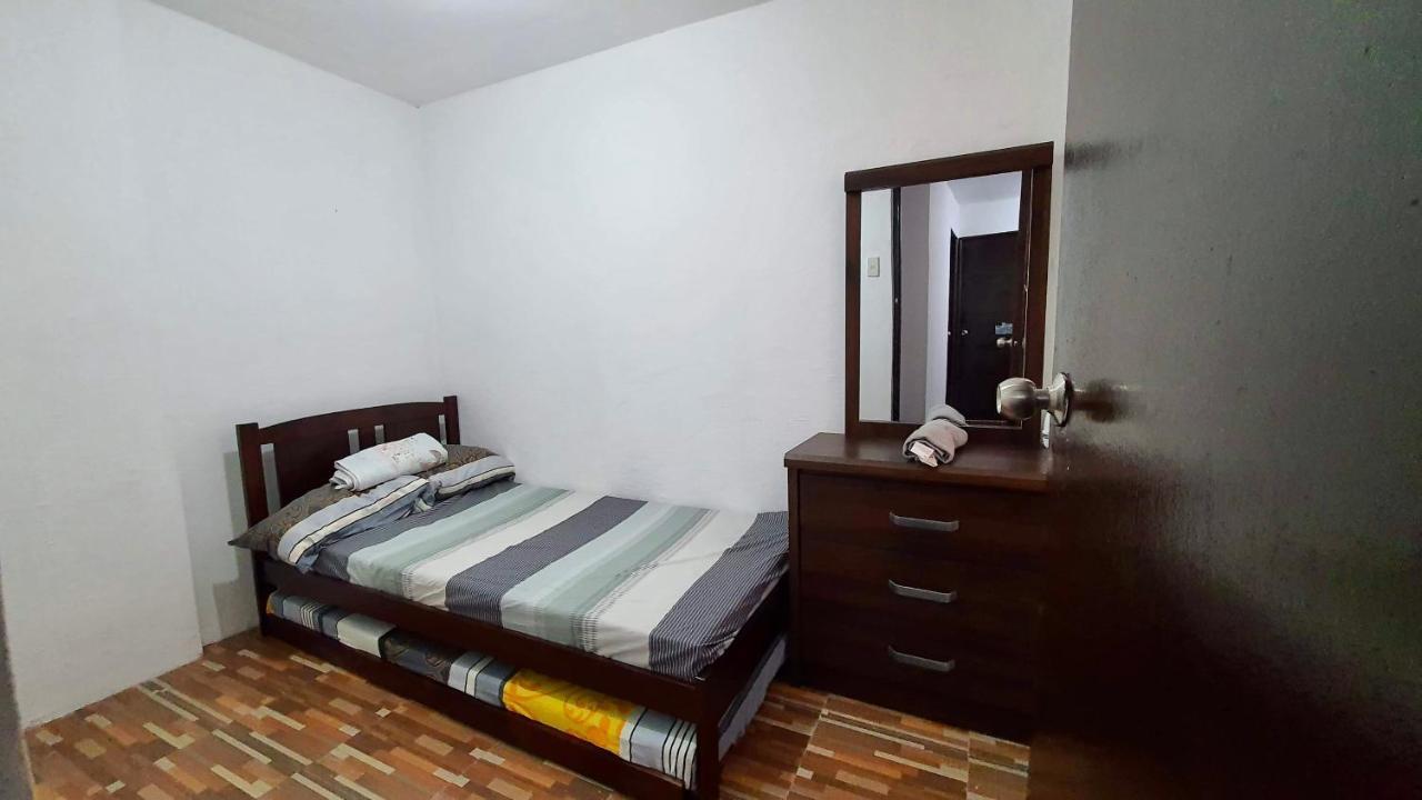 Buder Townhouse Lias Marilao Bulacan Philippines Exterior photo