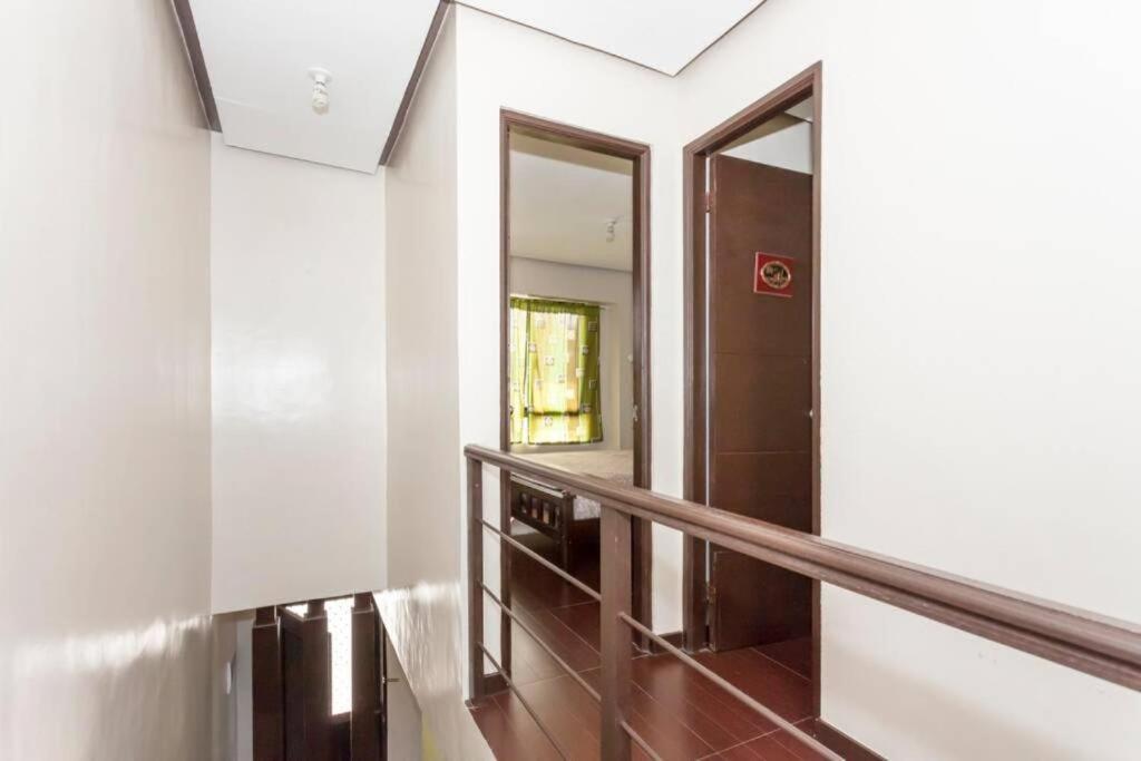 Buder Townhouse Lias Marilao Bulacan Philippines Exterior photo